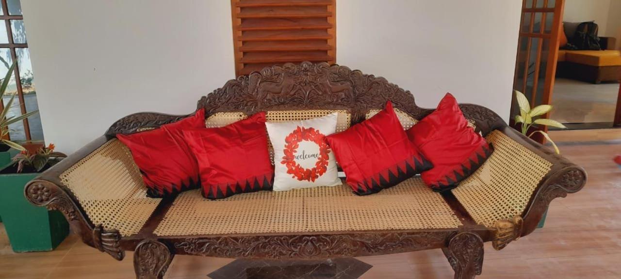 Ceylon Serenity Villas ベールワラ エクステリア 写真